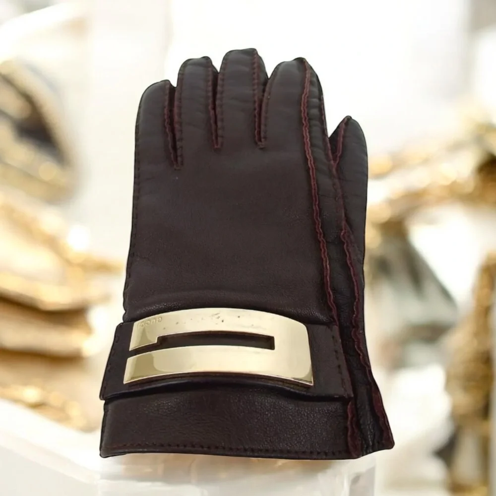 GUCCI Logo Plate Leather Gloves- Size 7 (Small) 😍🔥